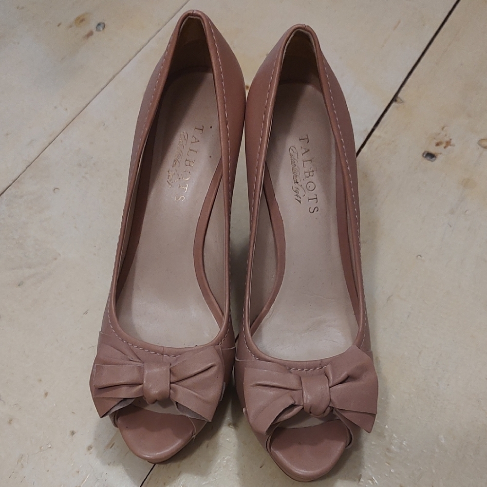Talbots Pink Heels with Chic Bow Detail